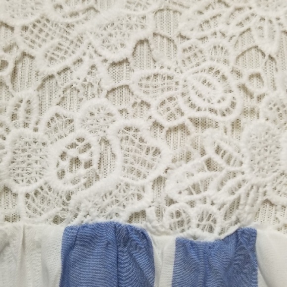 🆕️⬇️Romeo & Juliet Couture Stripe Lace Wrap Blouse - Picture 4 of 8